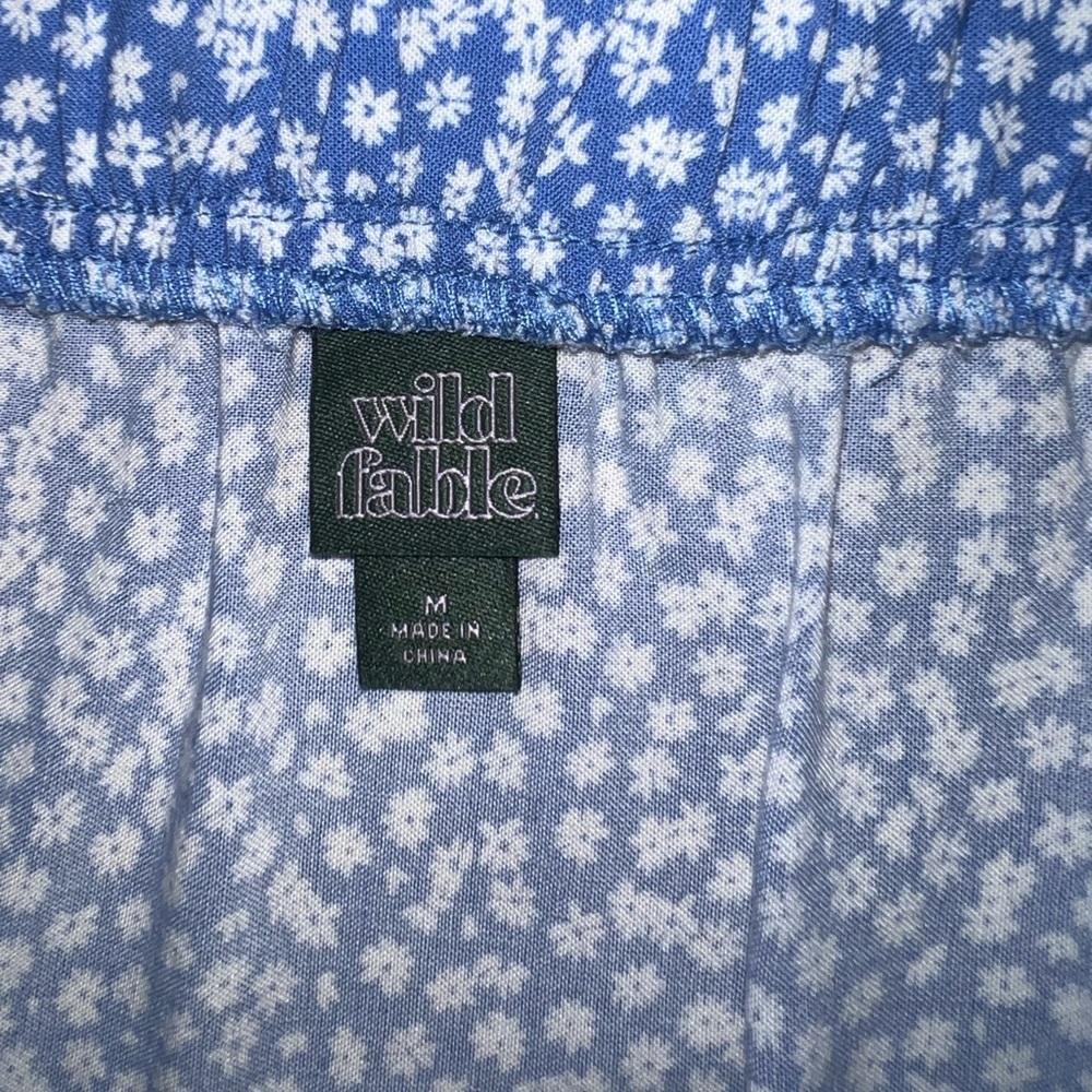 Skirt - Picture 3 of 4